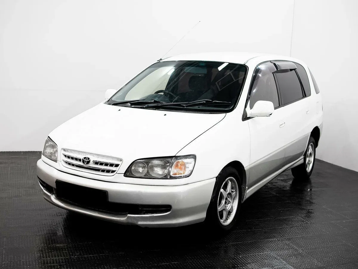 Toyota Ipsum I (M10)