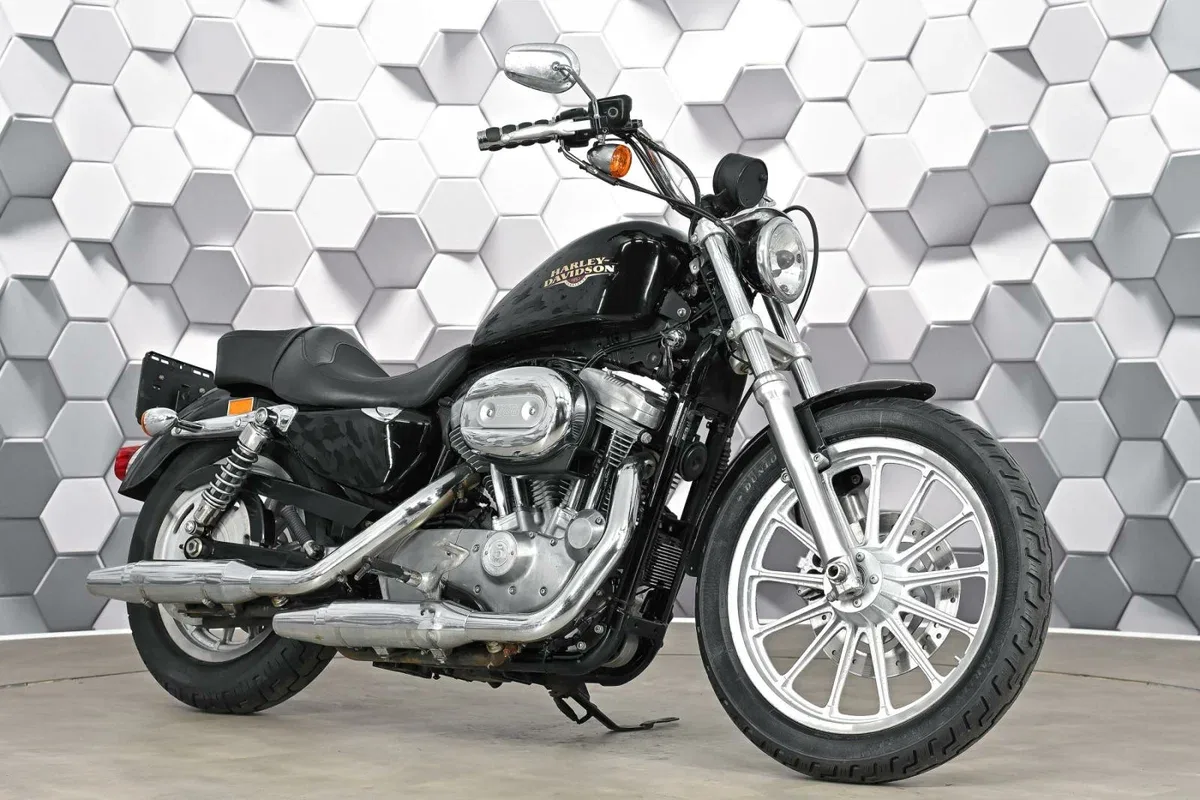 Harley-Davidson Sportster 883