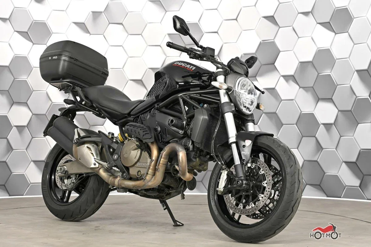 Ducati Monster 821
