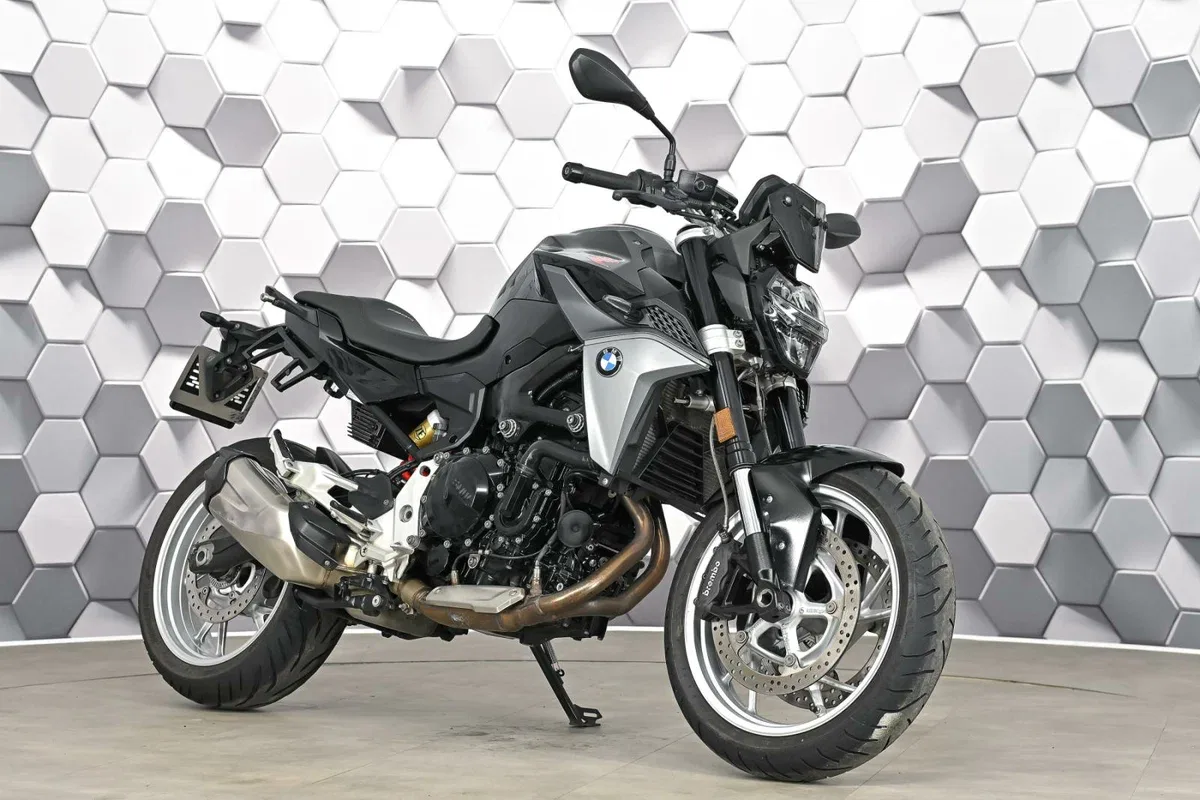 BMW F 900 R