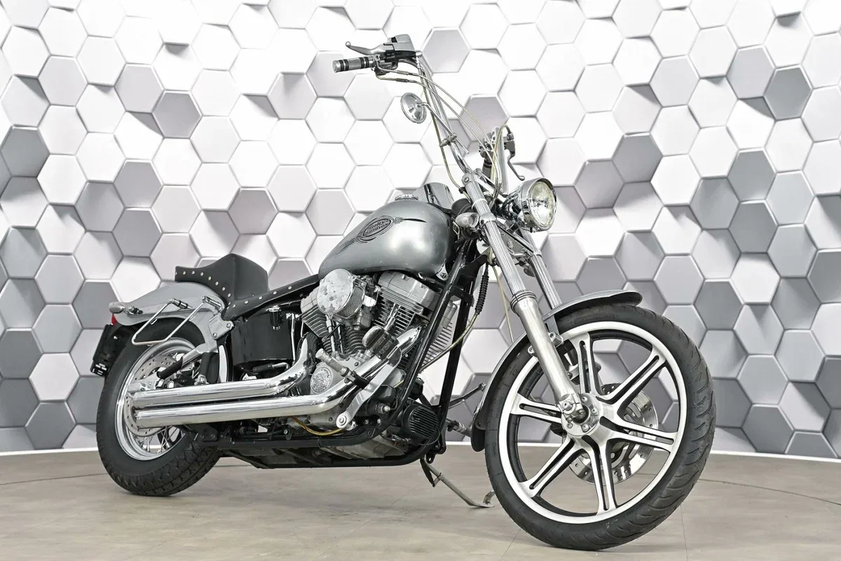 Harley-Davidson Softail Standard