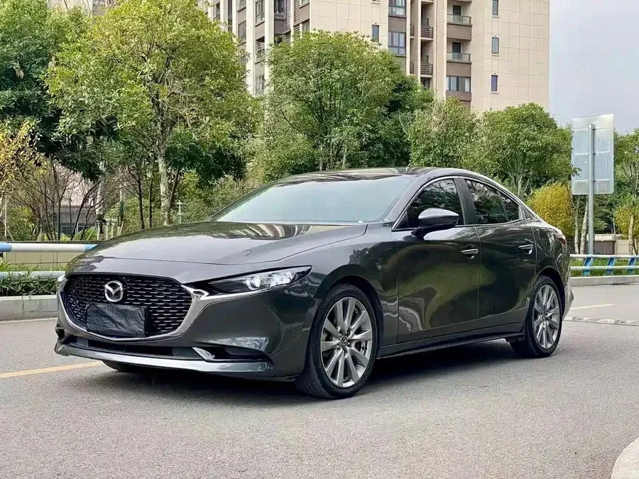 Mazda 3 IV (BP)