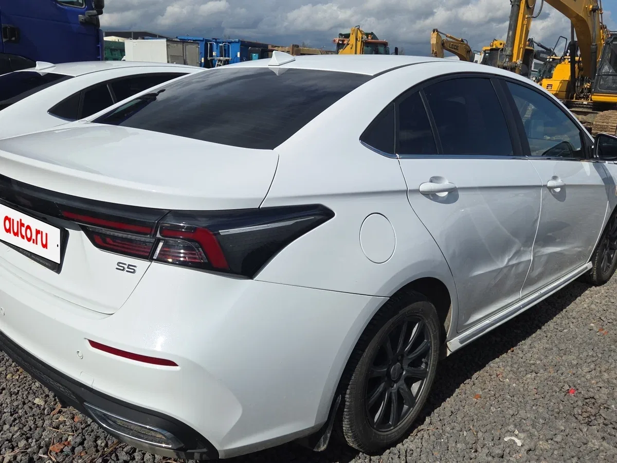 Omoda S5