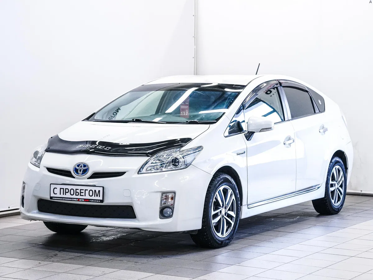 Toyota Prius III (XW30)
