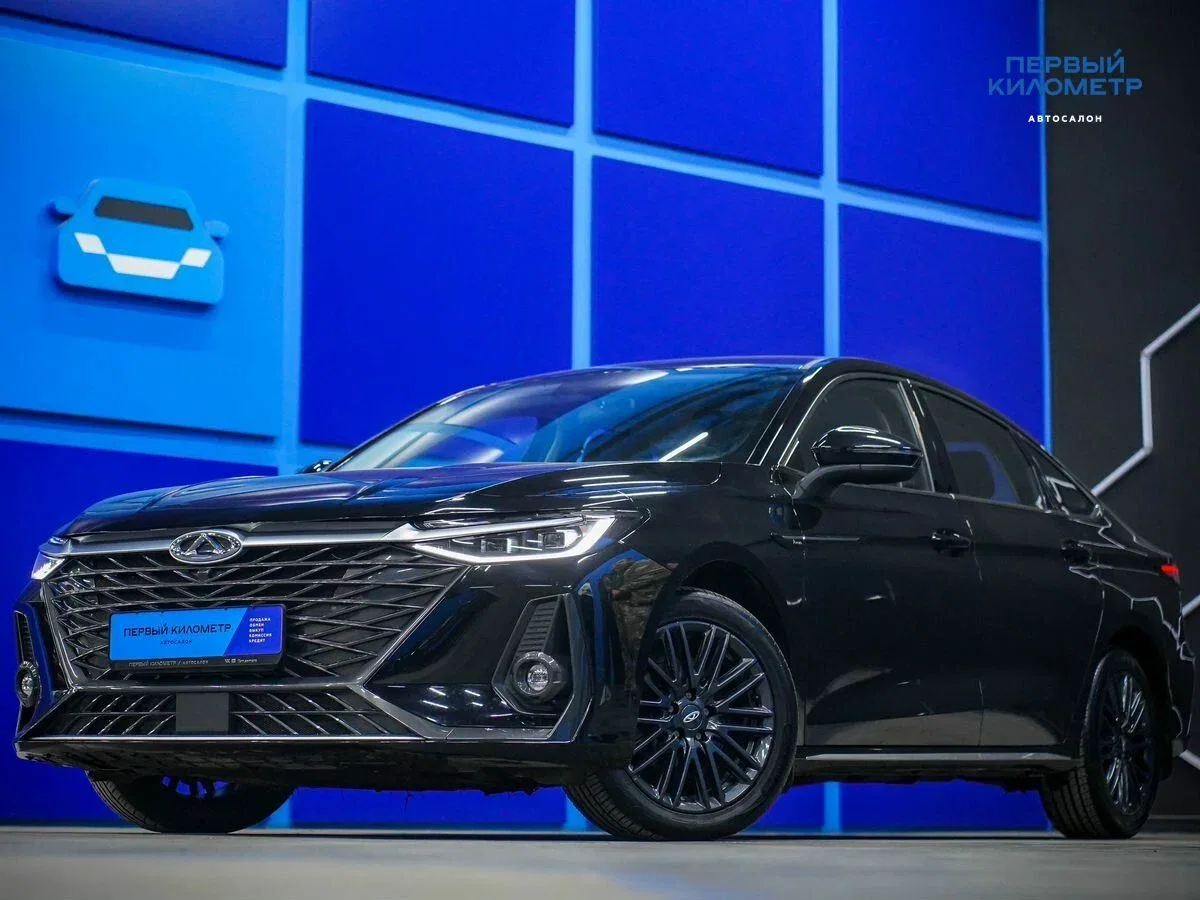 Chery Arrizo 8