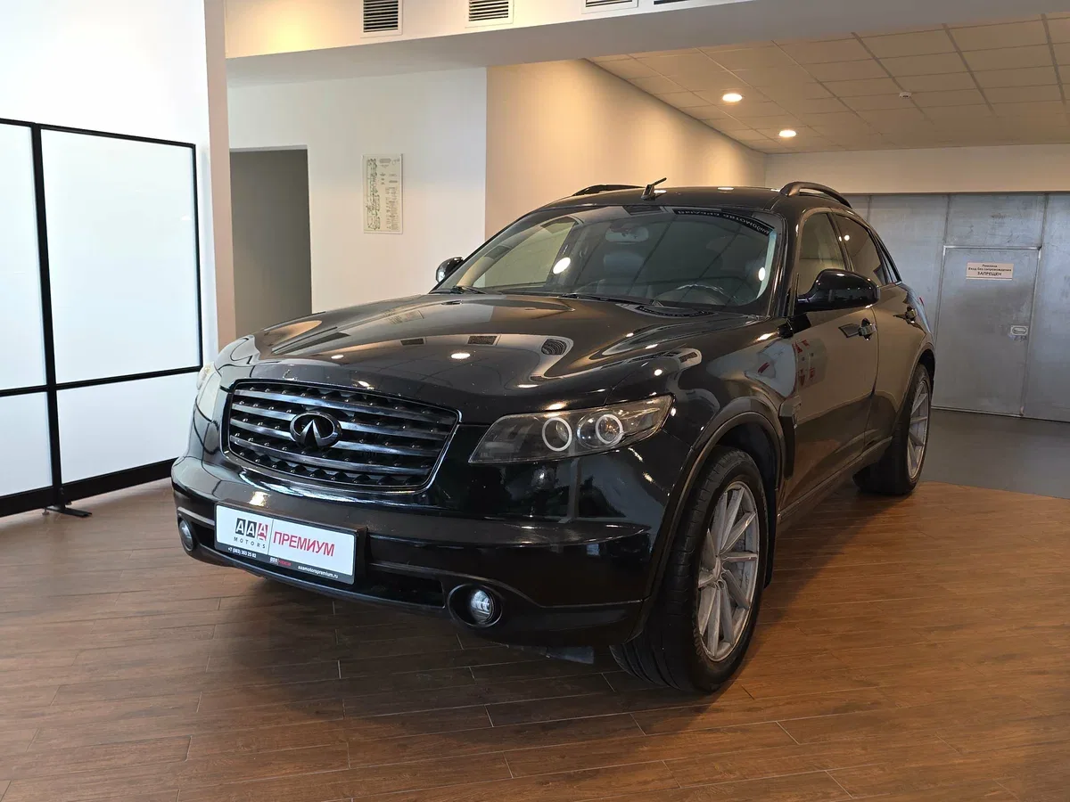 Infiniti FX I (S50)