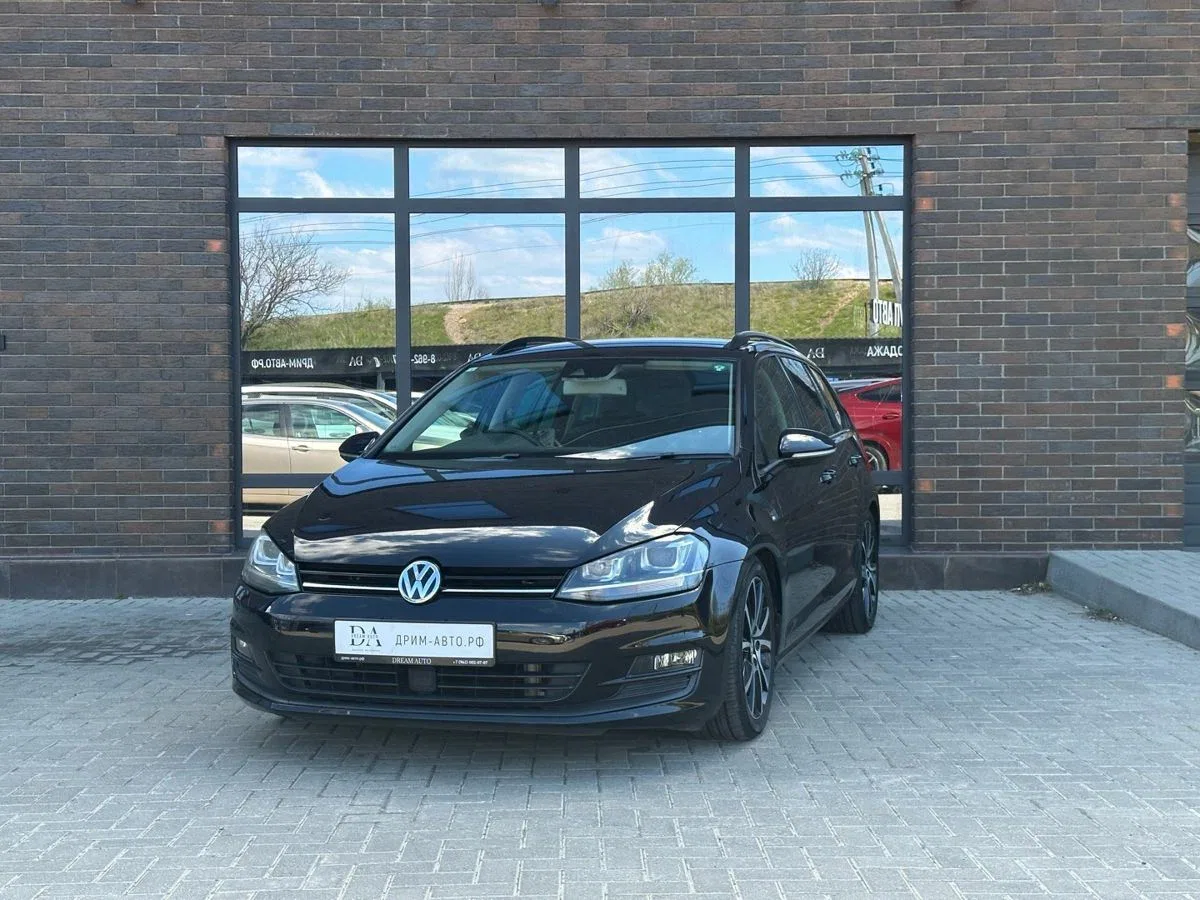 Volkswagen Golf VII
