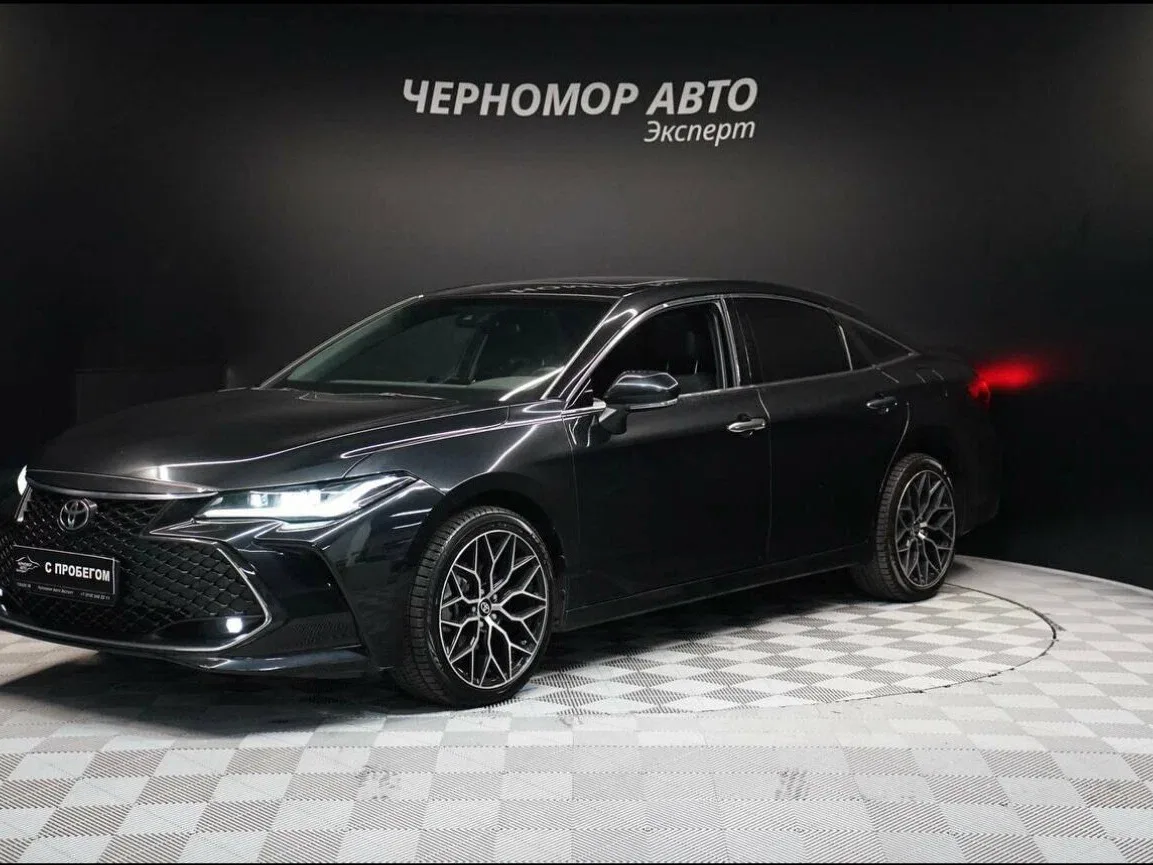 Toyota Avalon V