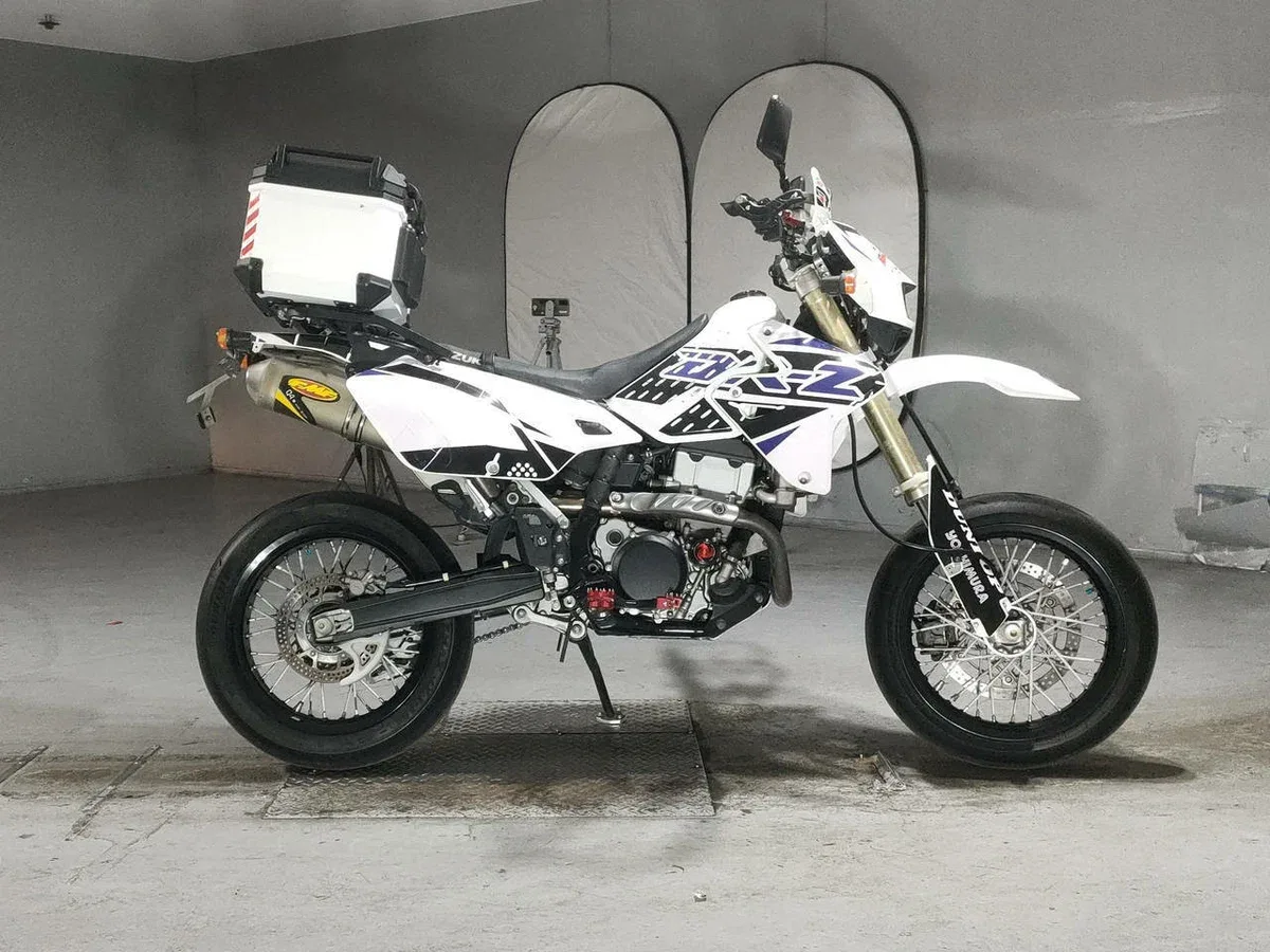 Suzuki DR-Z 400 SM