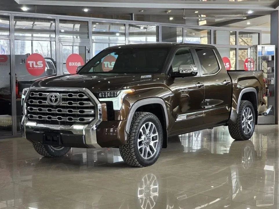 Toyota Tundra III