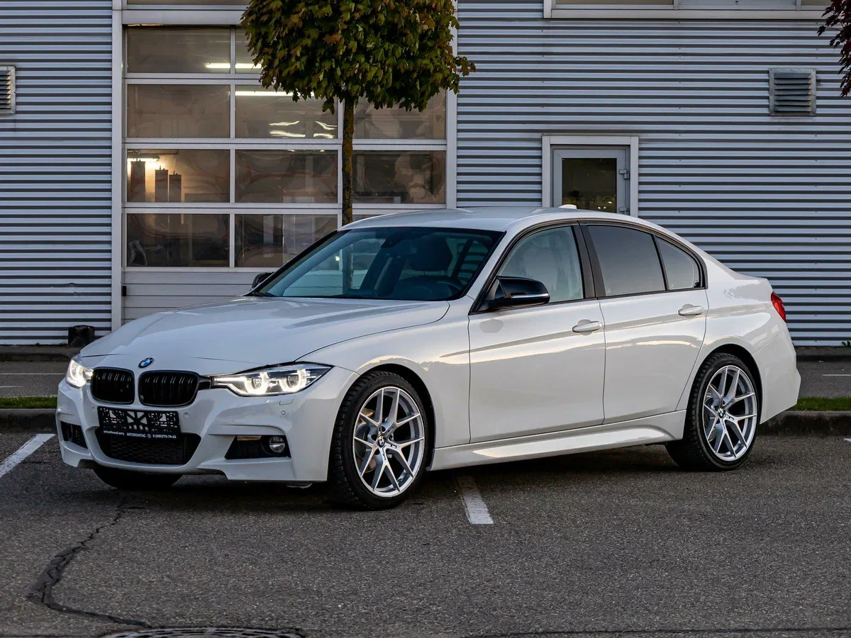 BMW 3 серии VI (F3x)