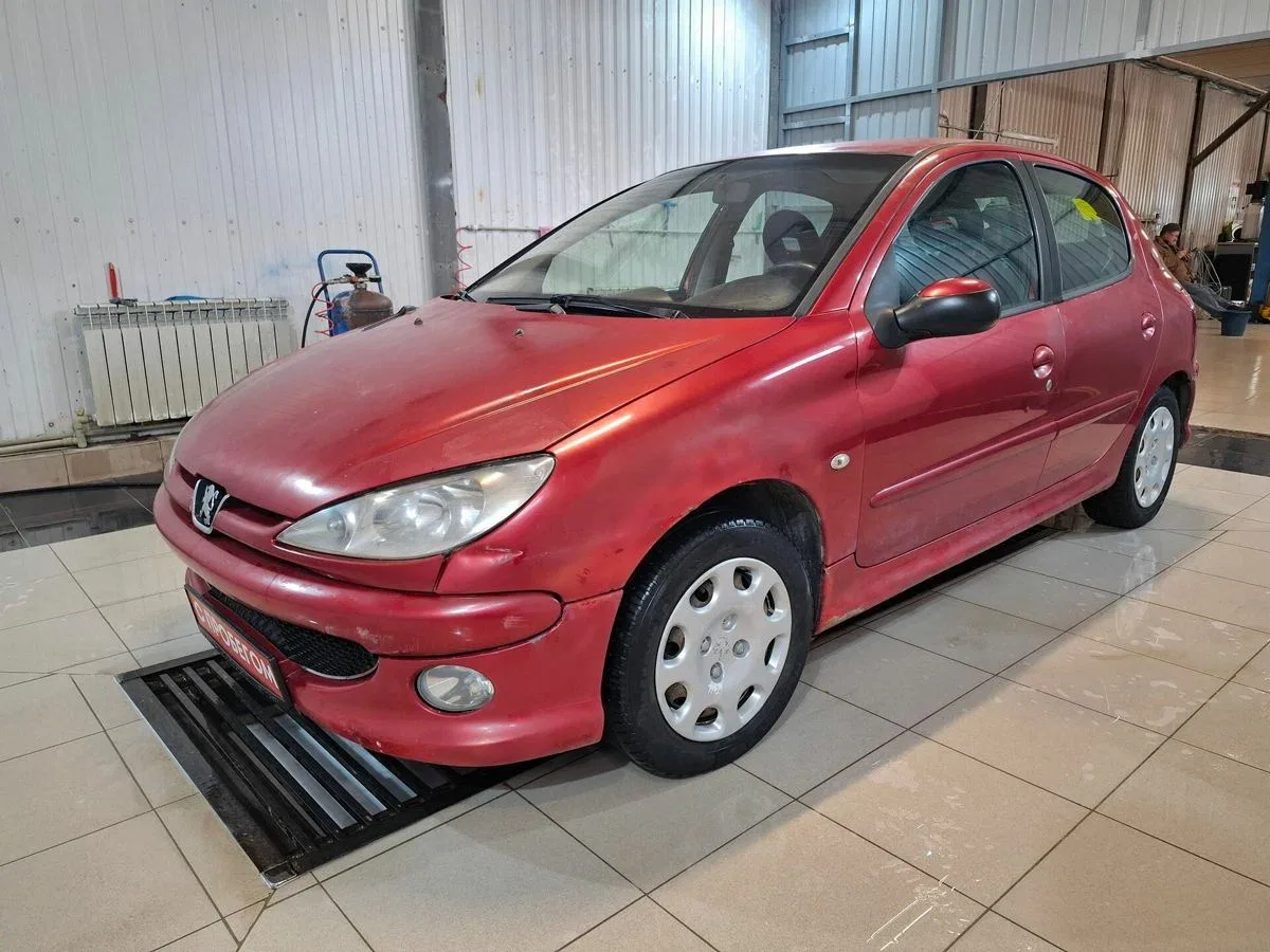 Peugeot 206