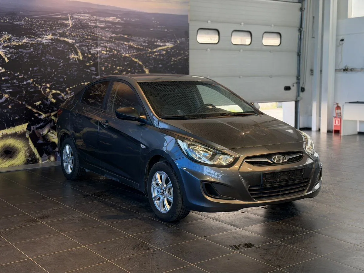 Hyundai Solaris I