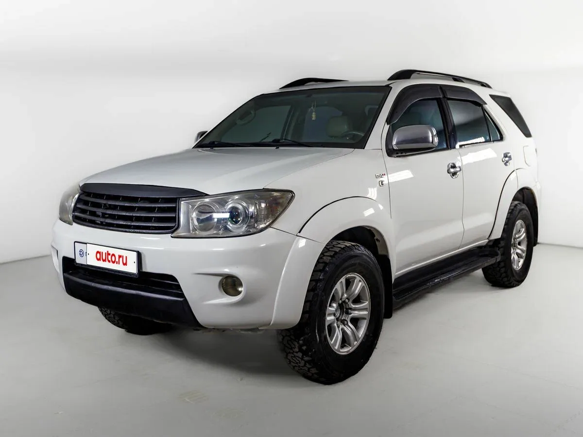 Toyota Fortuner I Рестайлинг