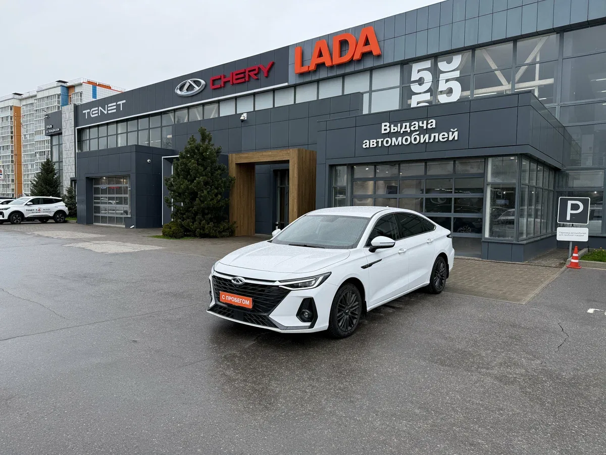 Chery Arrizo 8