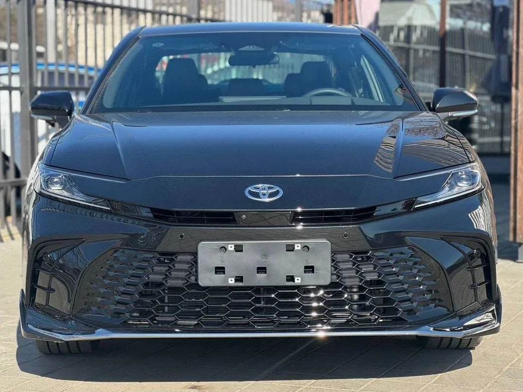 Toyota Camry IX (XV80) China Market