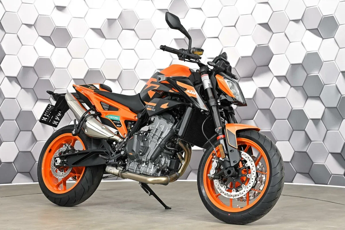 KTM AG 890 Duke GP