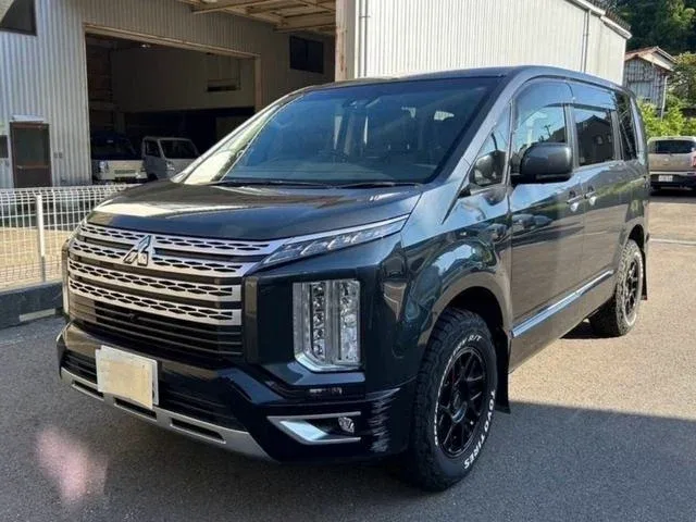 Mitsubishi Delica D:5 I Рестайлинг