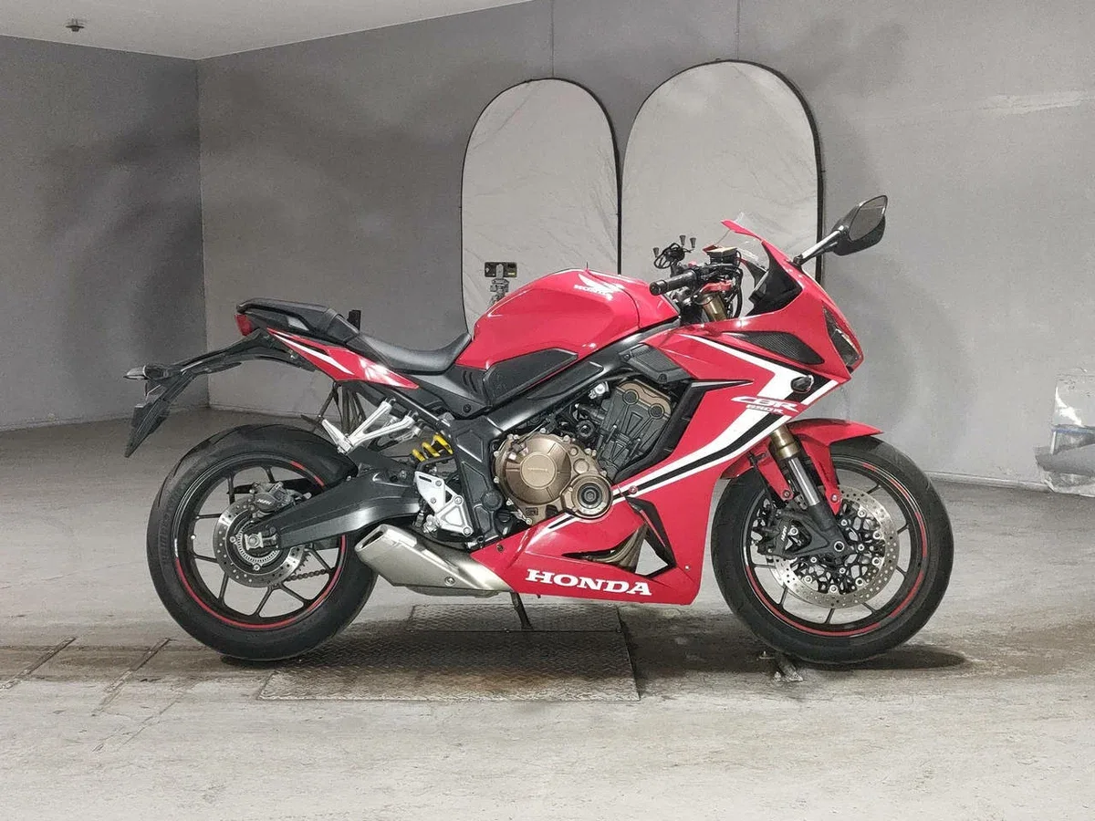 Honda CBR650R
