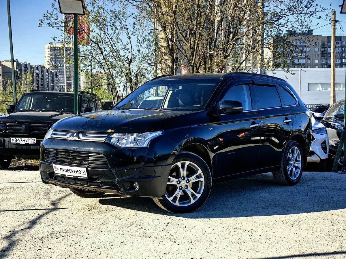 Mitsubishi Outlander III