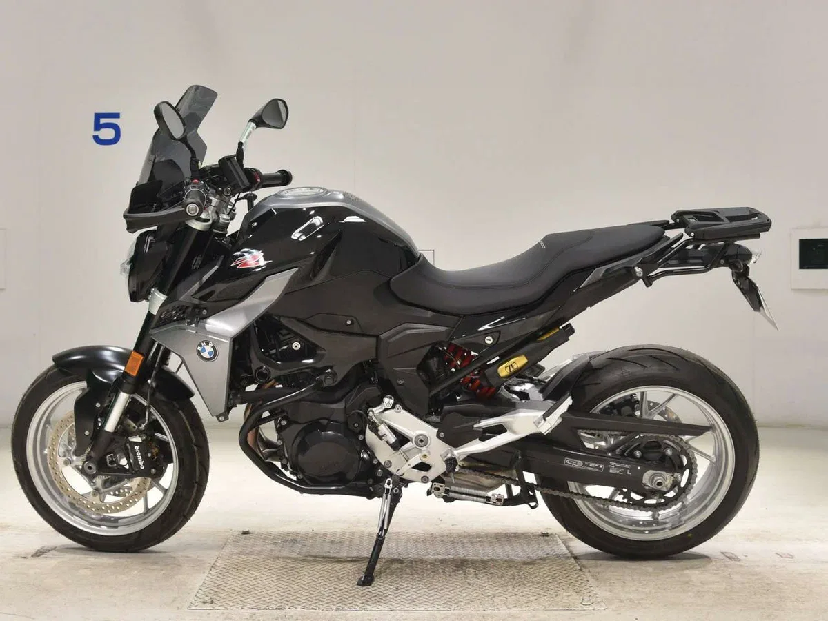 BMW F 900 R