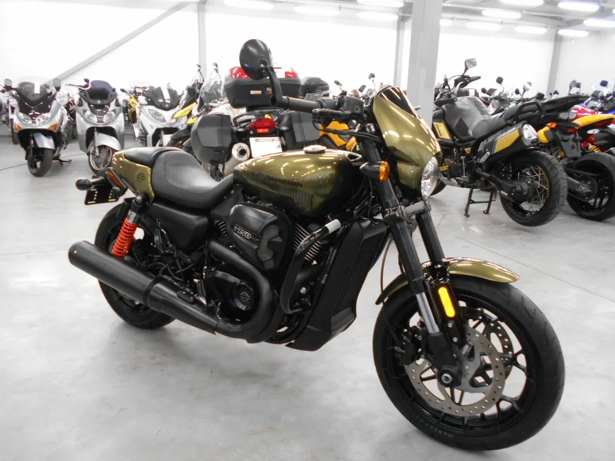 Harley-Davidson Street Rod