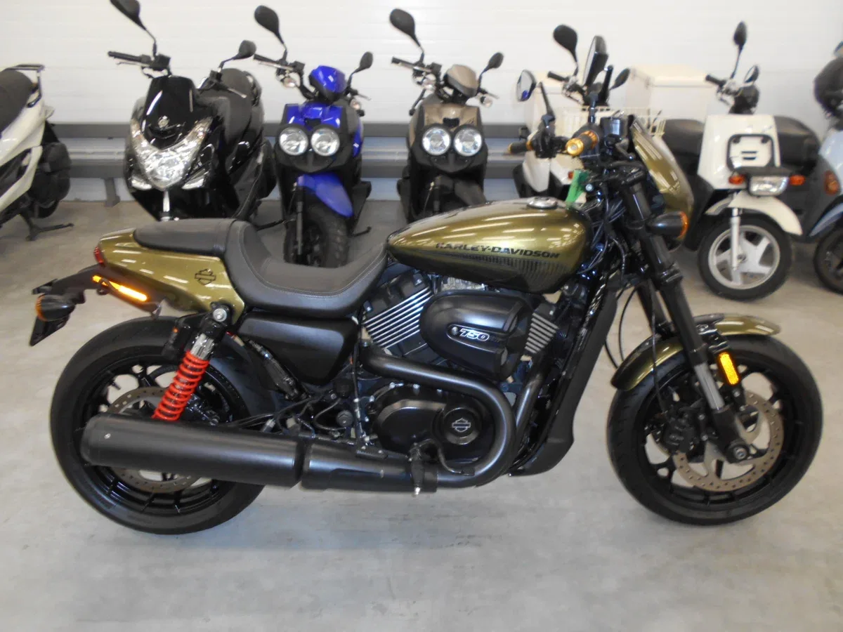 Harley-Davidson Street Rod