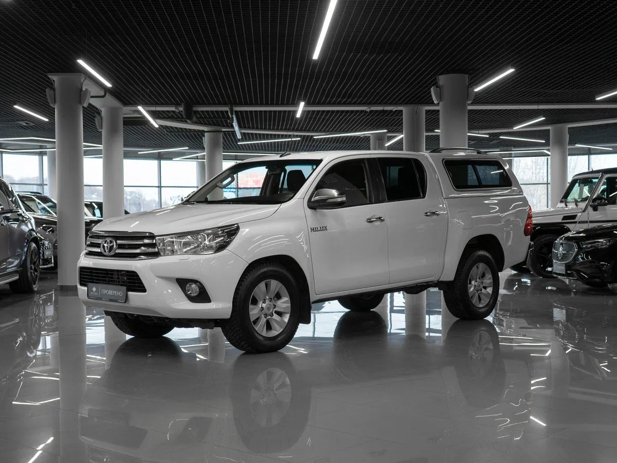 Toyota Hilux VIII