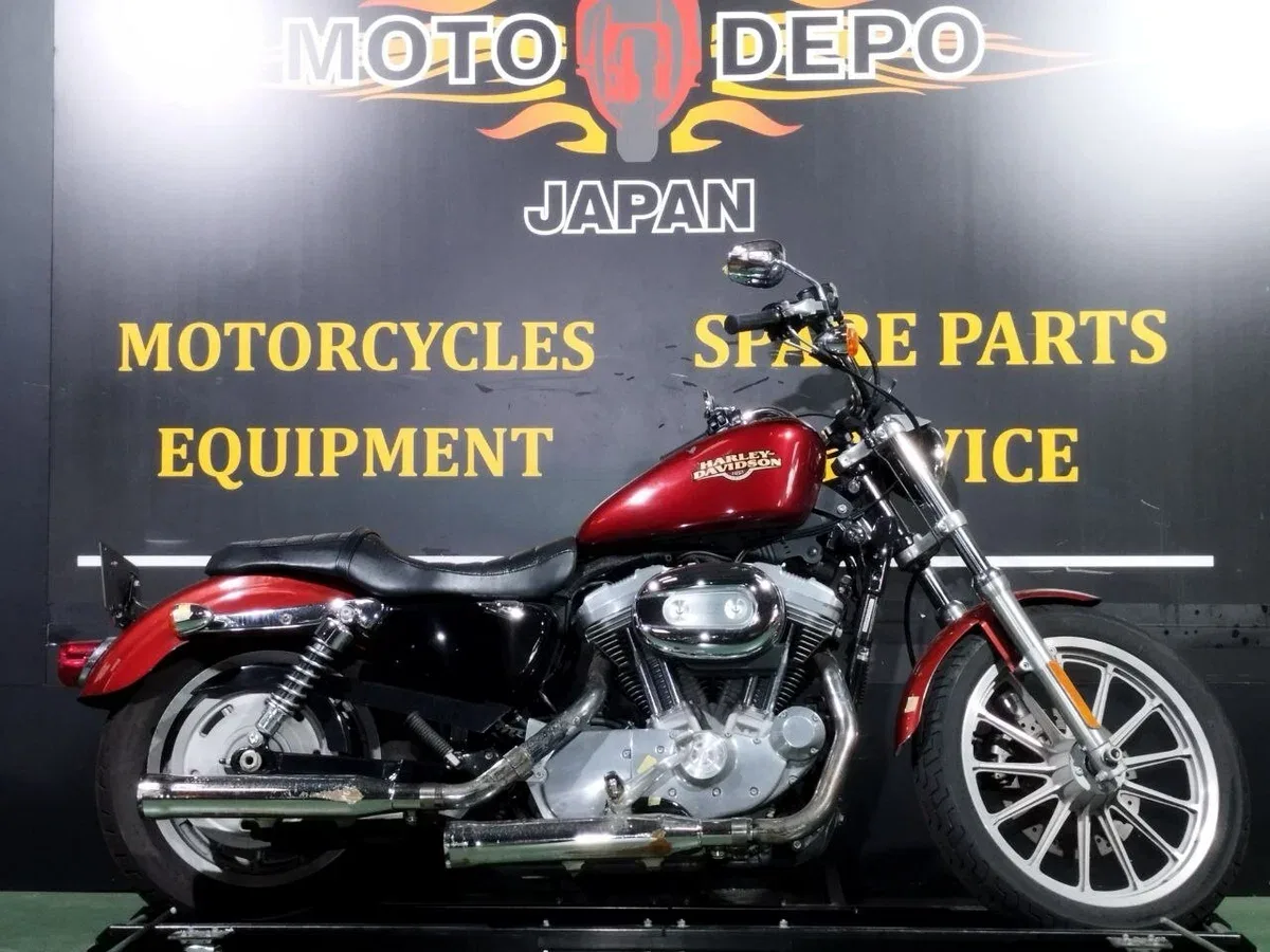 Harley-Davidson Sportster 883
