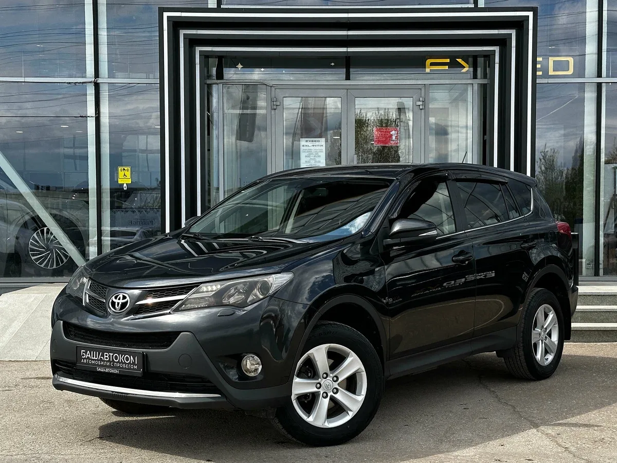 Toyota RAV4 IV (XA40)