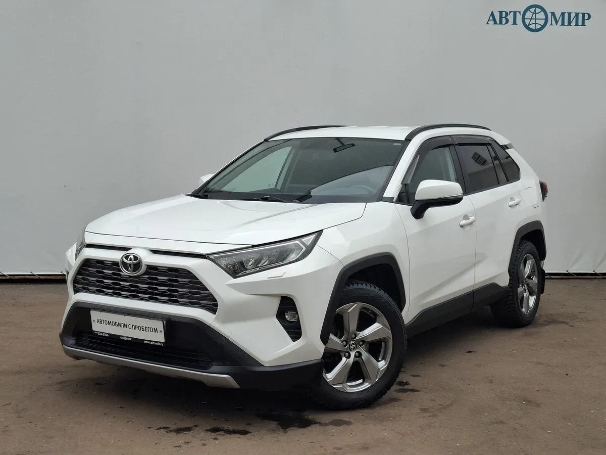 Toyota RAV4 V (XA50)