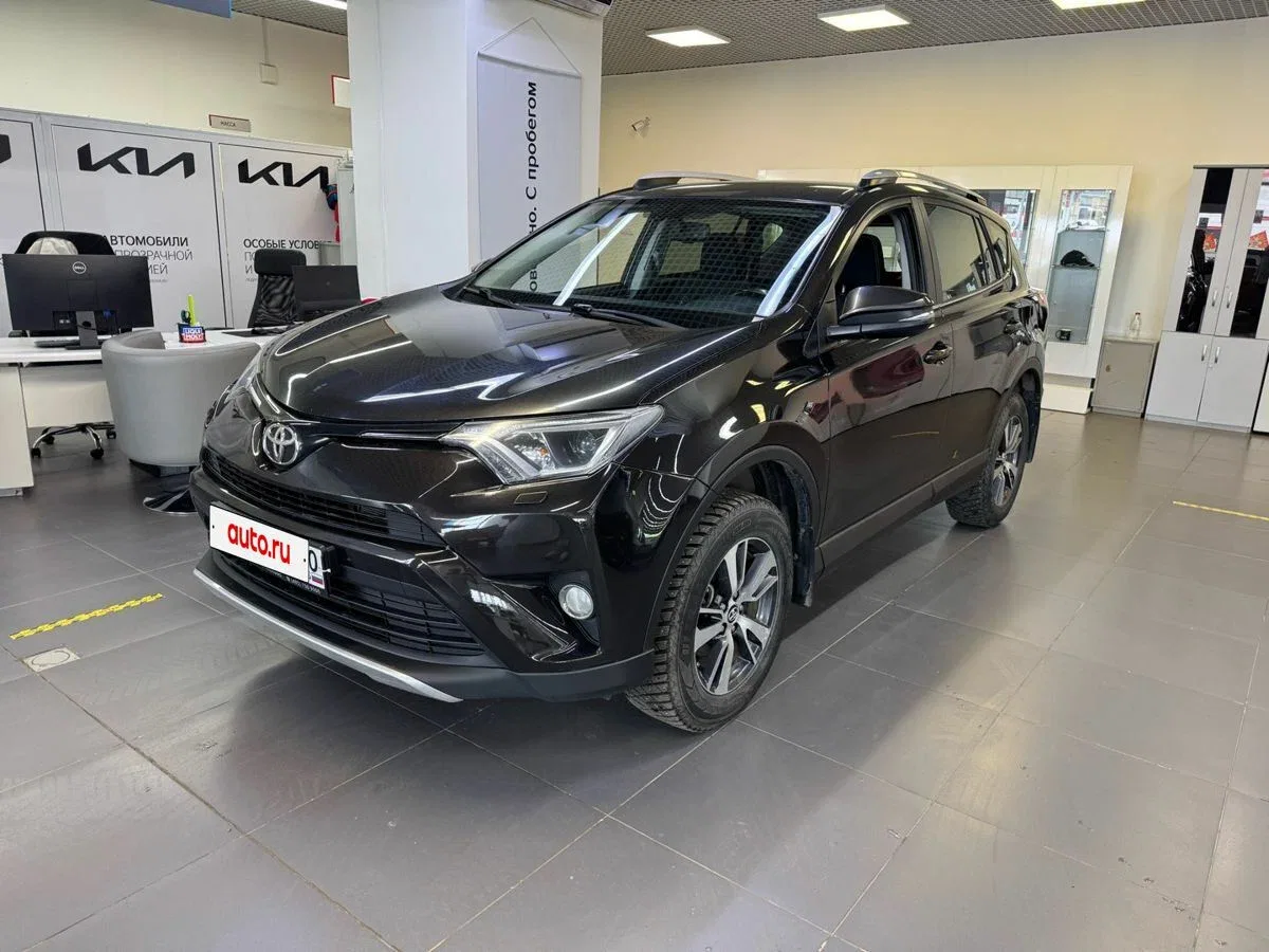 Toyota RAV4 IV (XA40) Рестайлинг