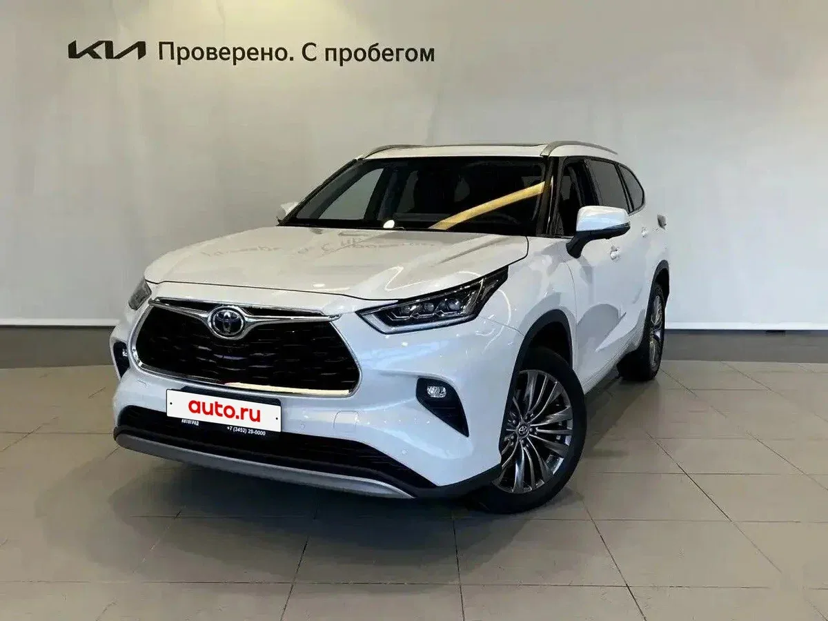Toyota Highlander IV (U70)