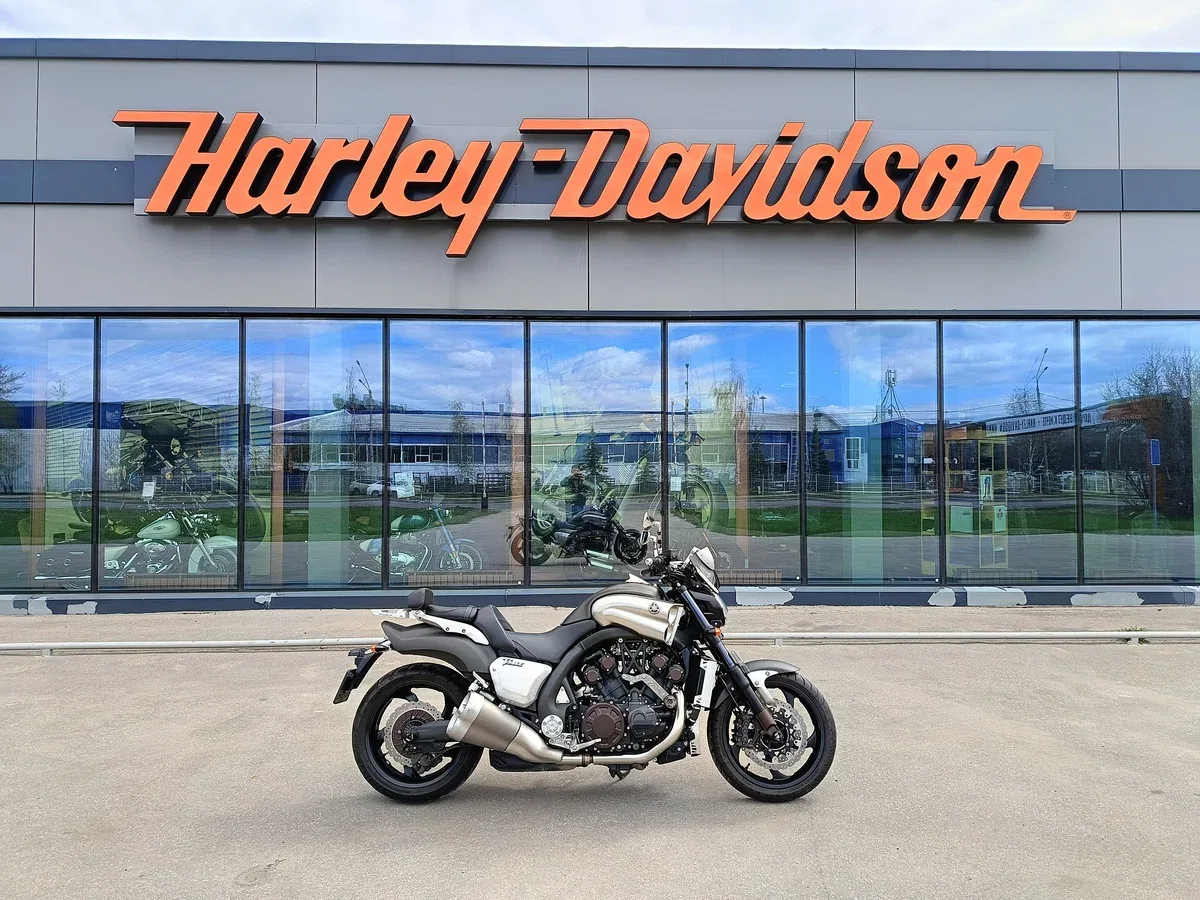 Yamaha VMAX 1700