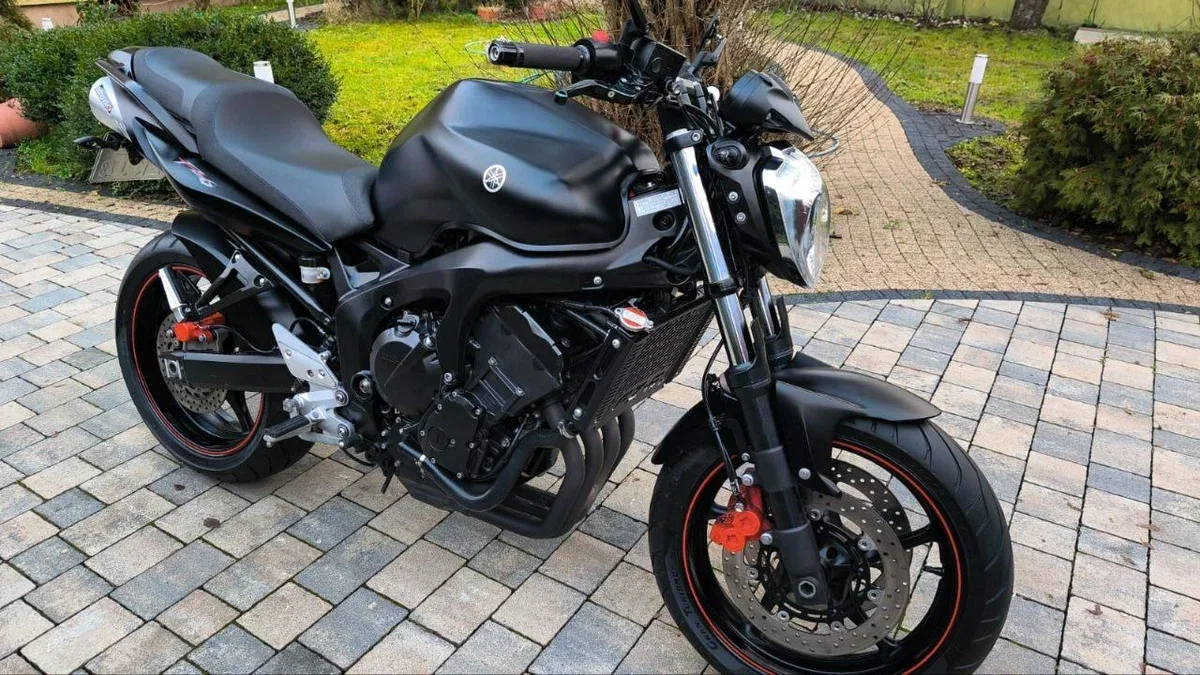 Yamaha FZ6
