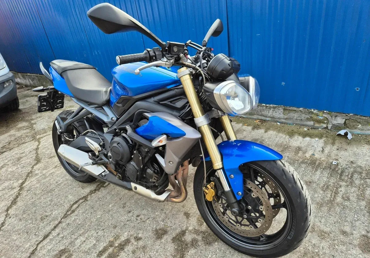 Triumph Street Triple