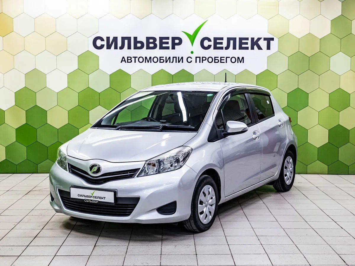 Toyota Vitz III (XP130)