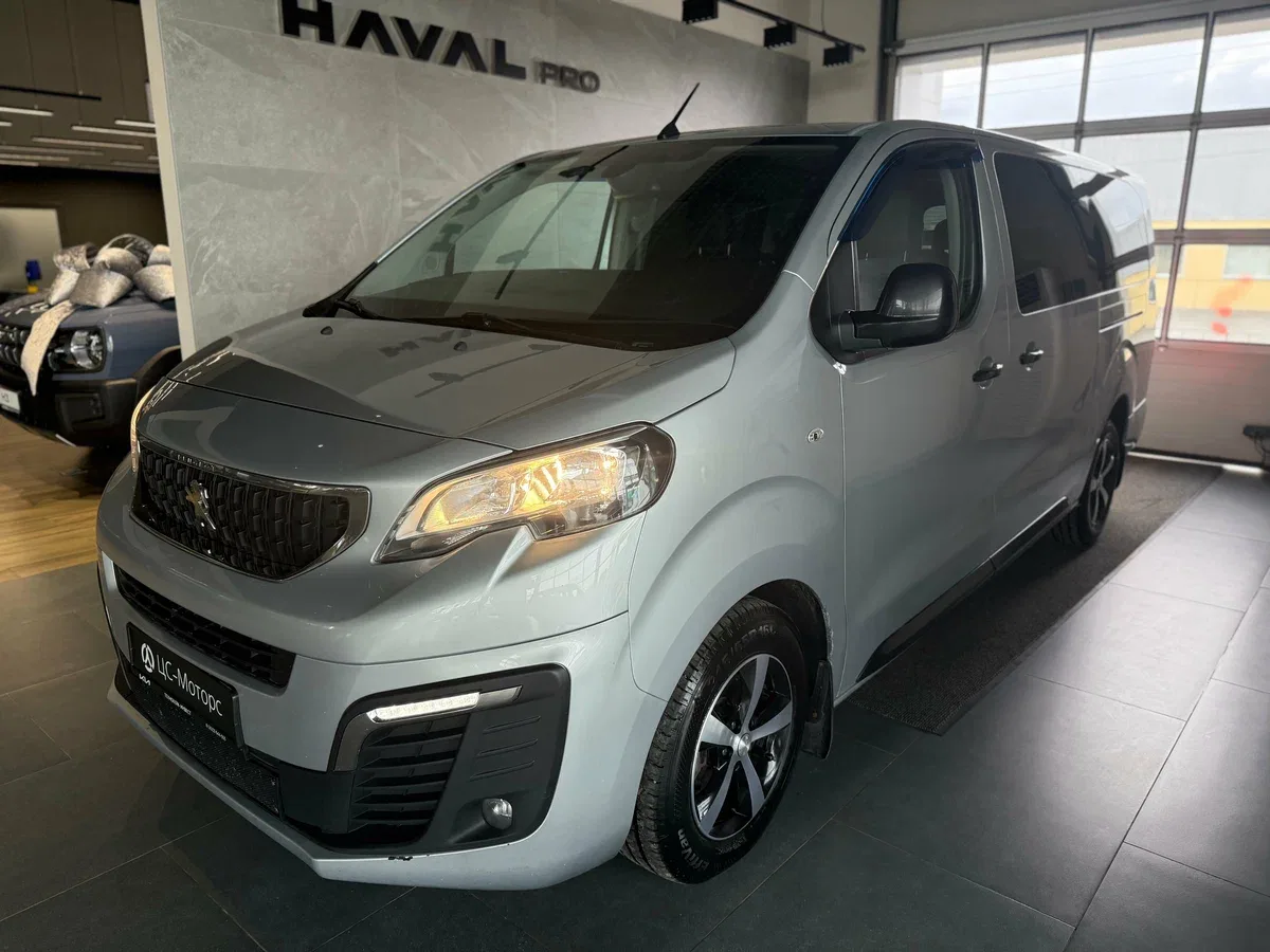 Peugeot Traveller I