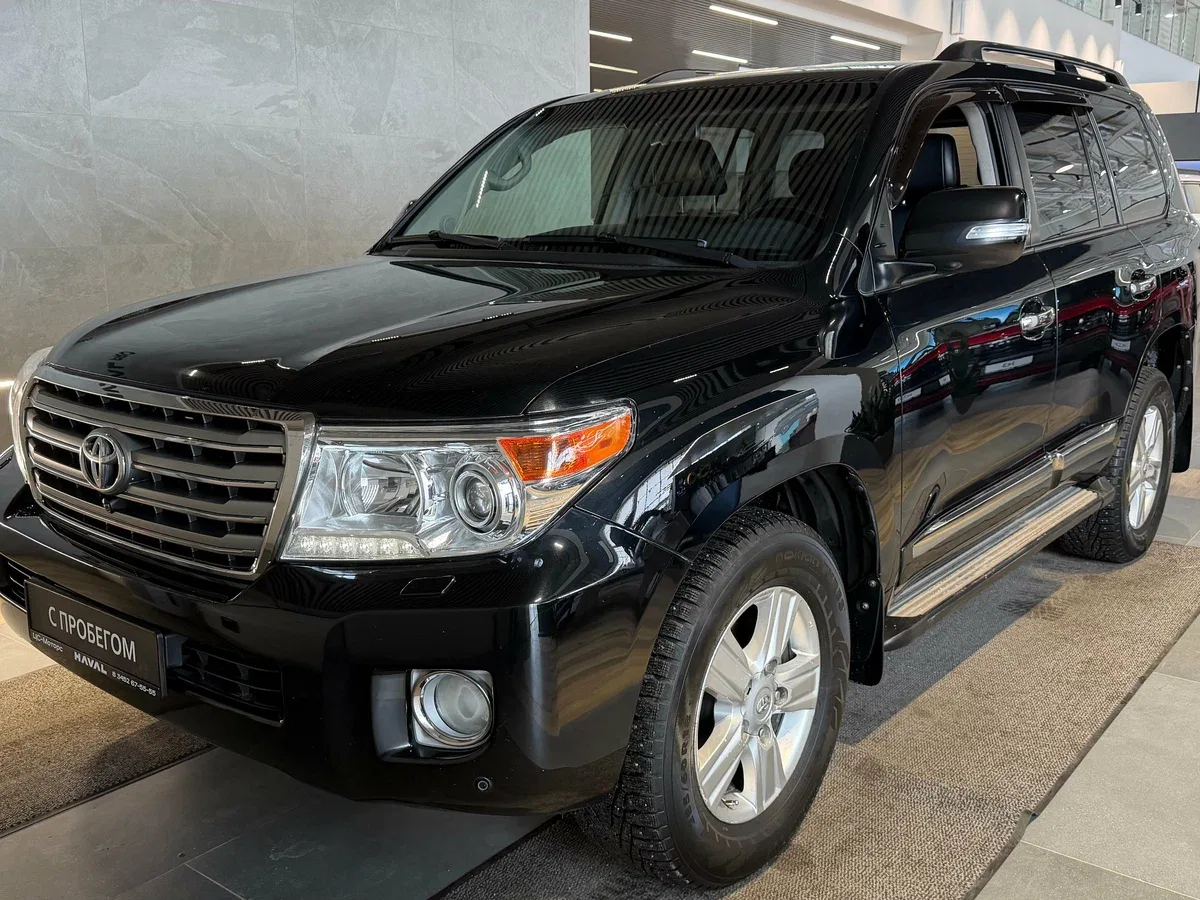 Toyota Land Cruiser 200 Series Рестайлинг 1