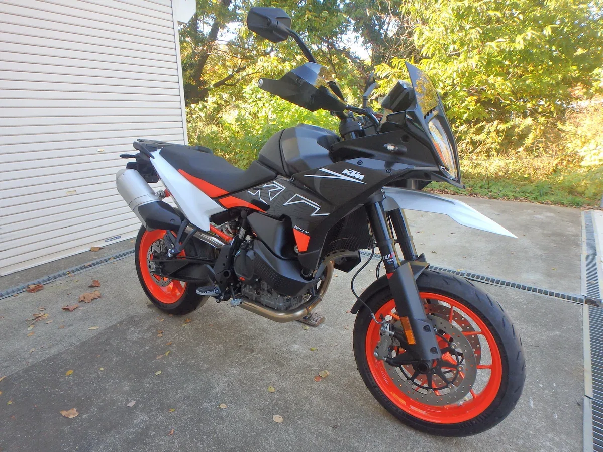 KTM AG 890 SMT