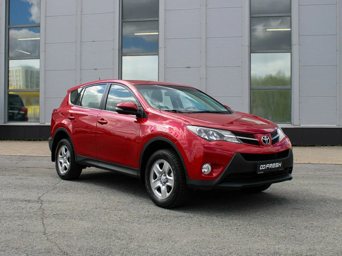 Toyota RAV4 IV (XA40)