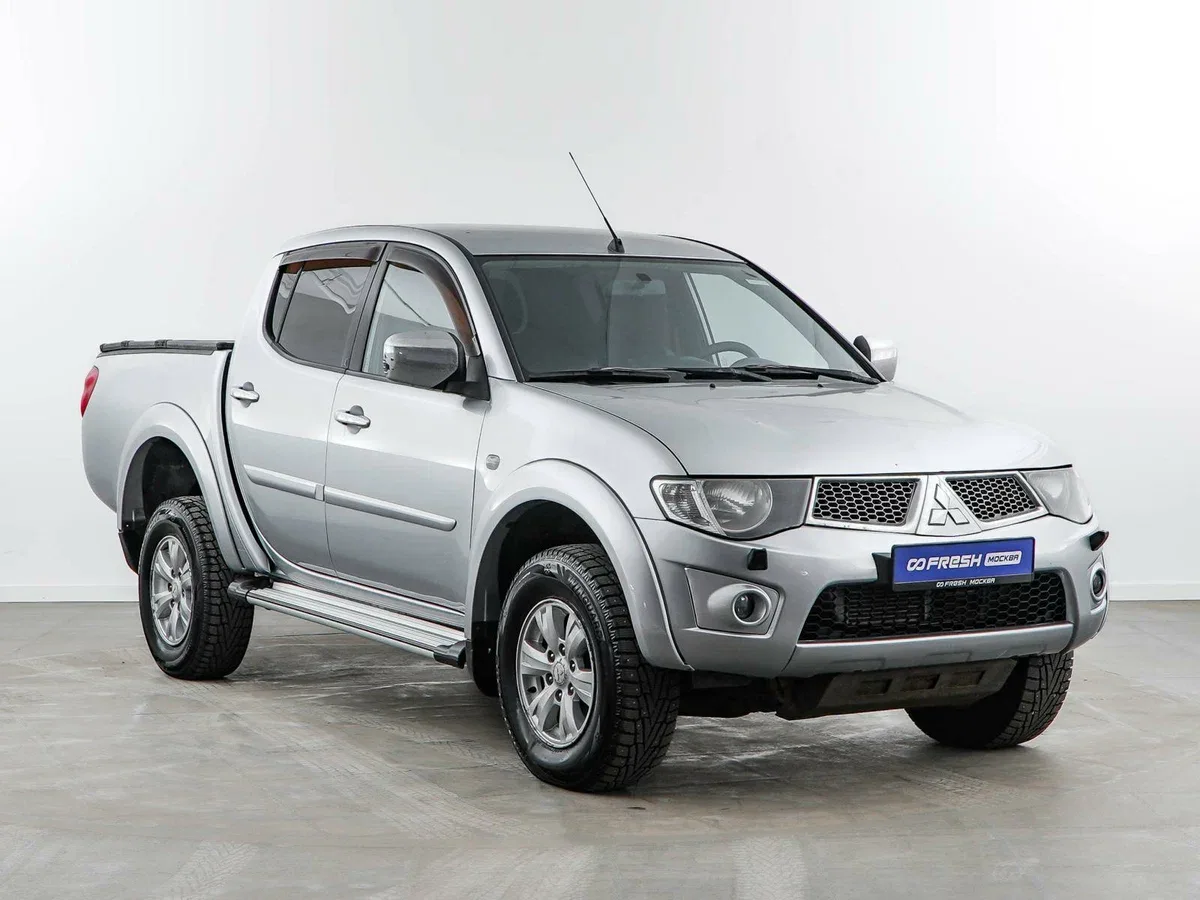 Mitsubishi L200 IV