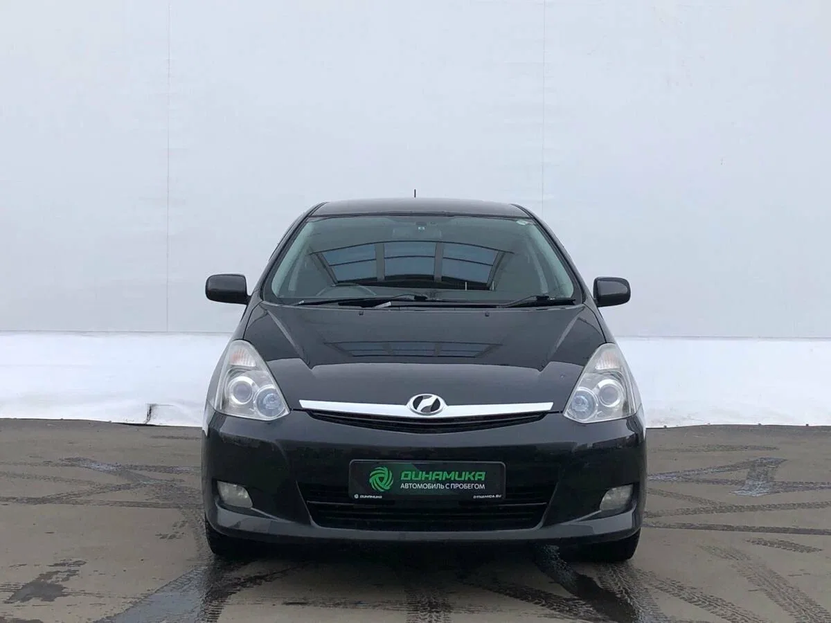 Toyota Wish I Рестайлинг