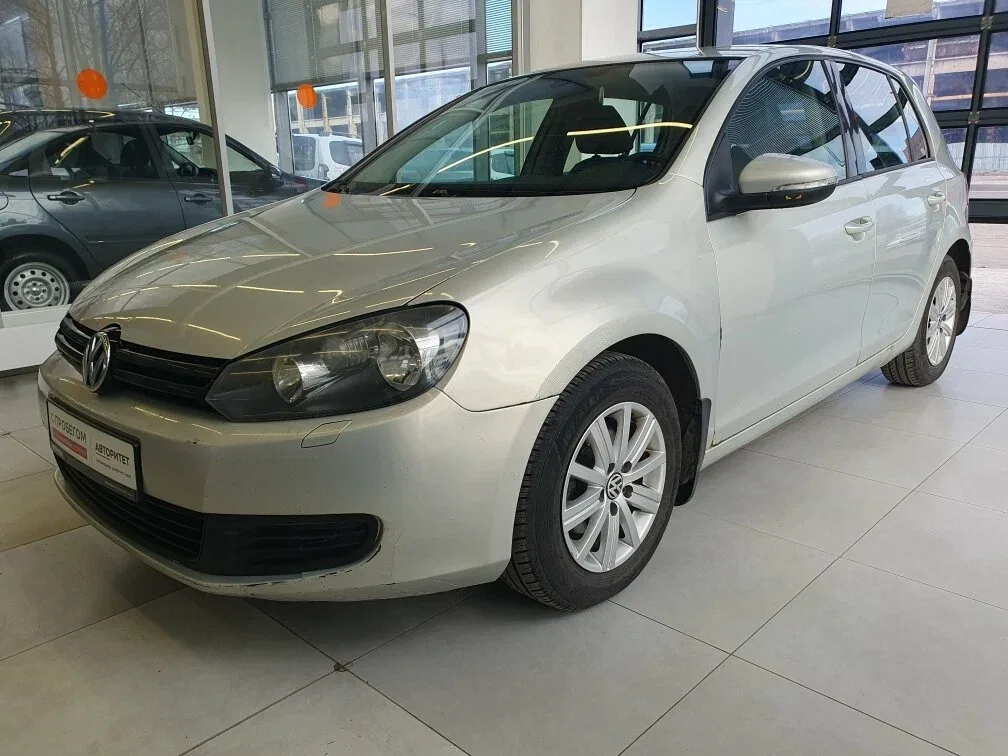 Volkswagen Golf VI