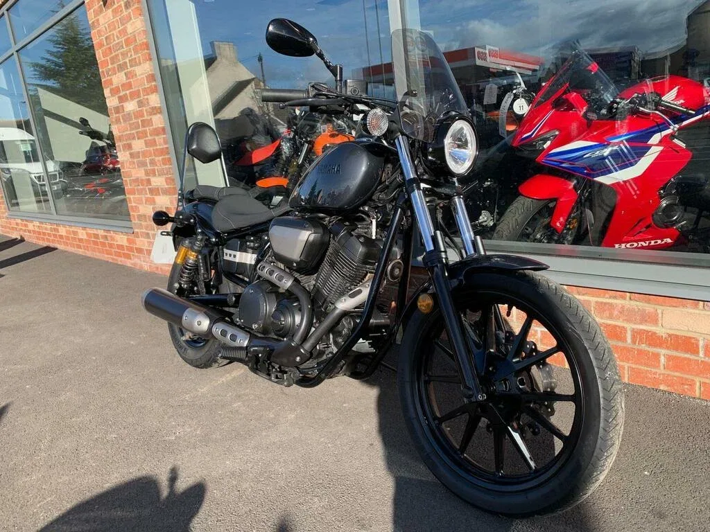 Yamaha XVS950