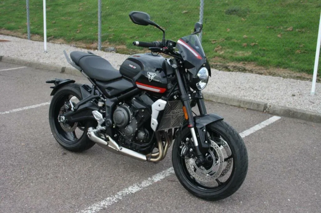 Triumph Trident 660