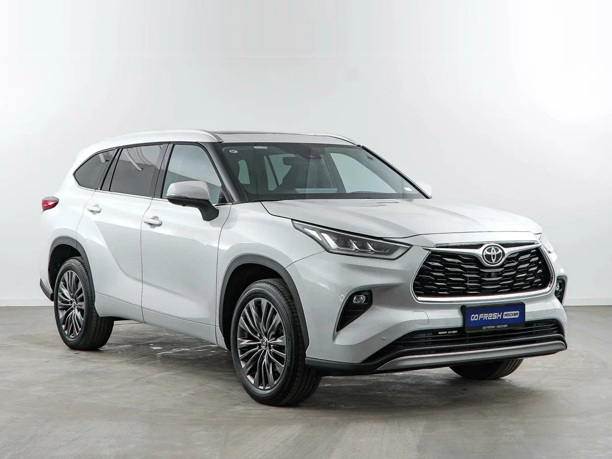 Toyota Highlander IV (U70)
