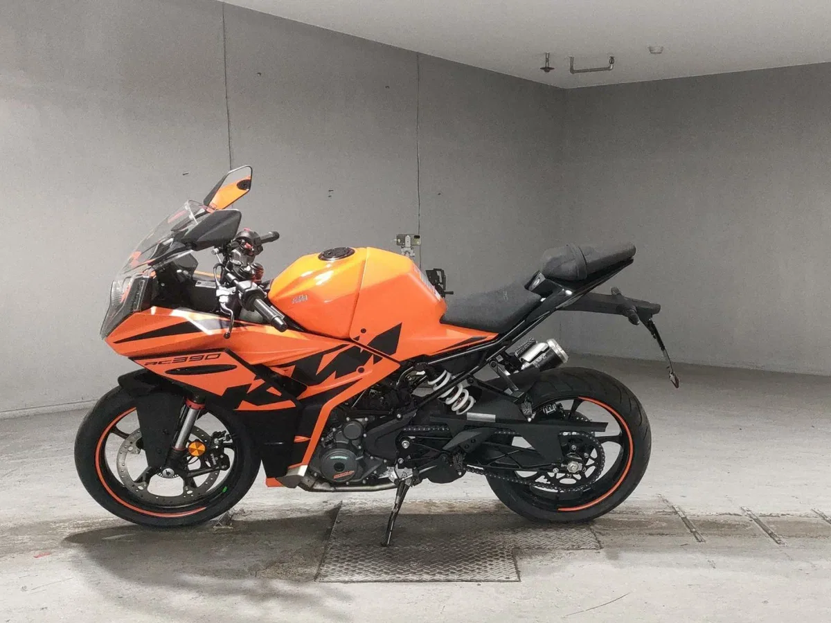 KTM AG RC 390