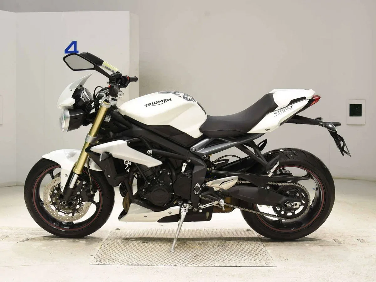 Triumph Street Triple