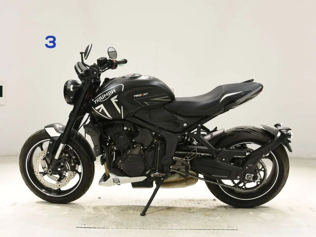 Triumph Trident 660